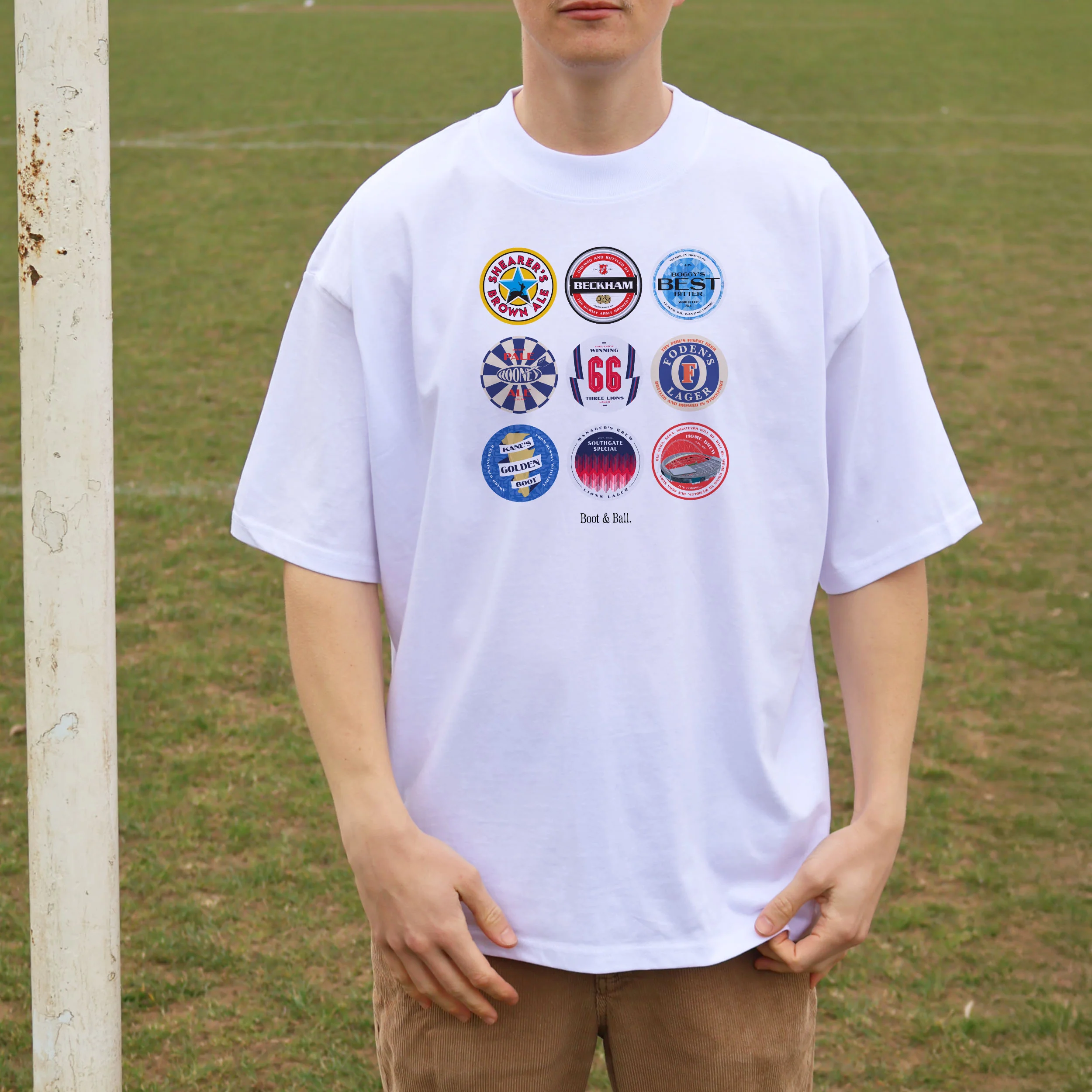 England Football Beer Mats Oversized T-Shirt - Image 8