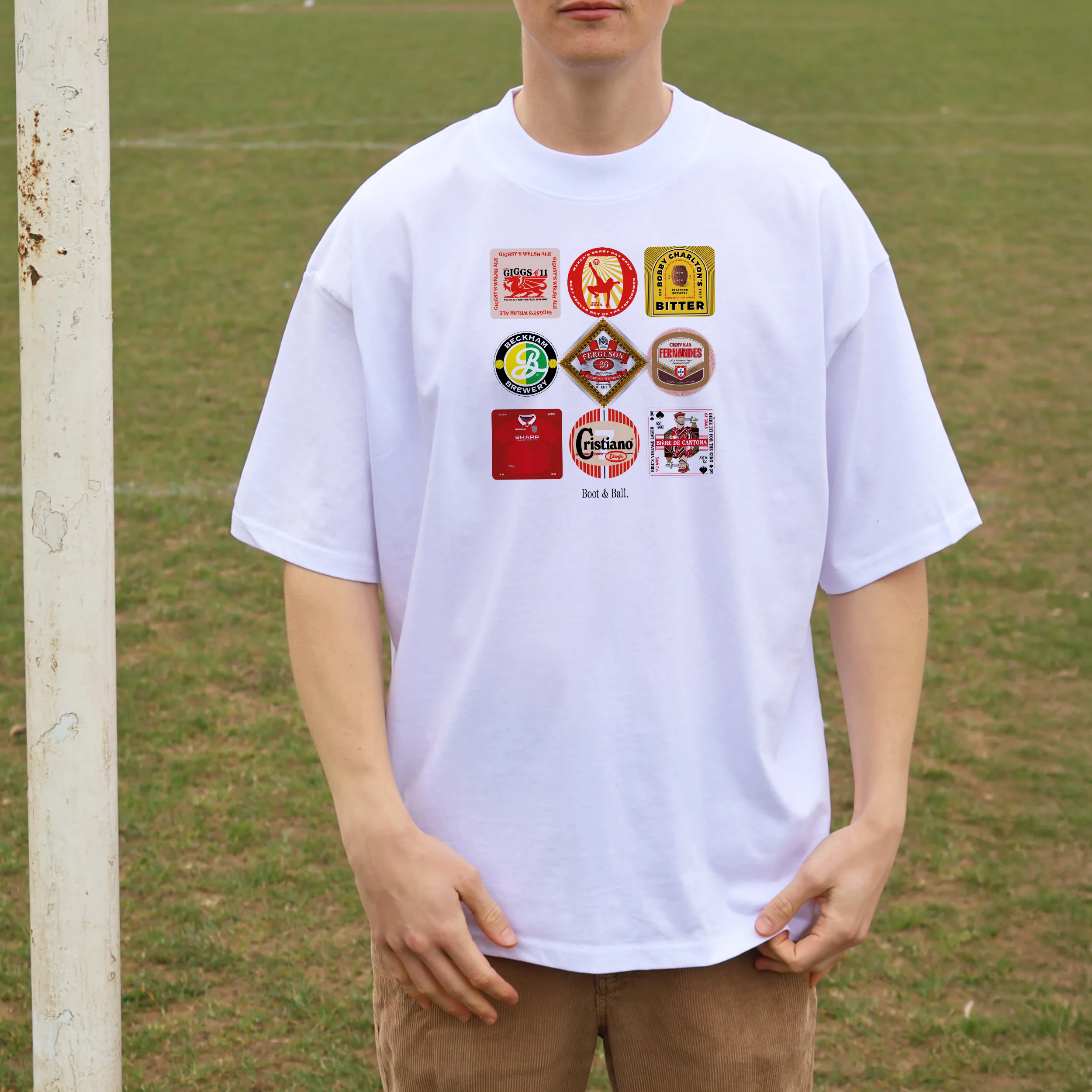 Man United Beer Mats Oversized T-Shirt - Image 6
