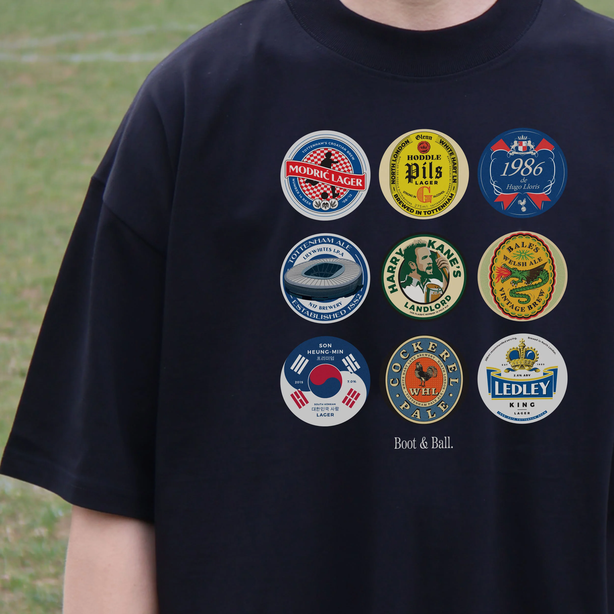 North London Whites Beer Mats Oversized T-Shirt - Image 7