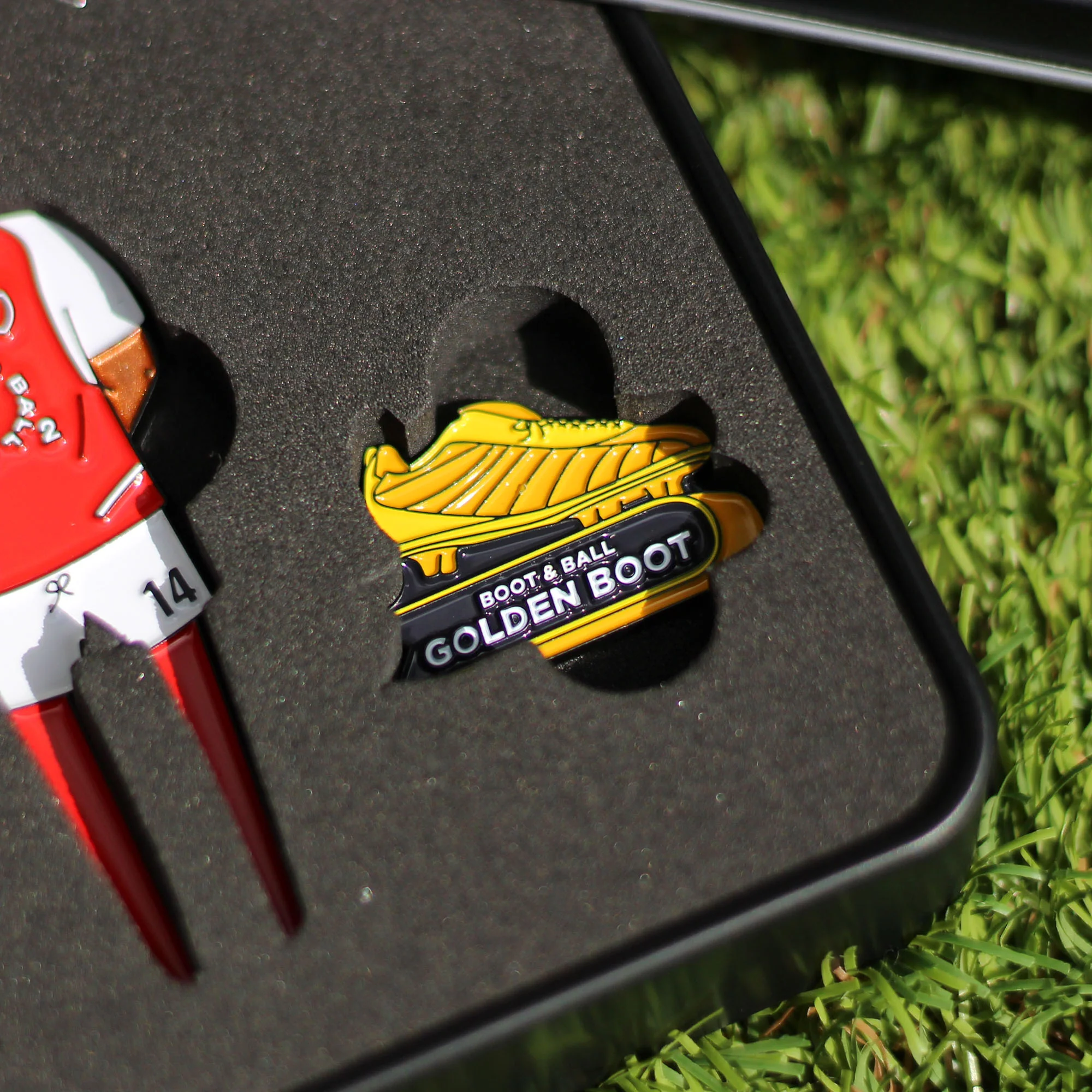 Thierry Henry AFC Golf Divot Tool & Ball Marker - Image 6